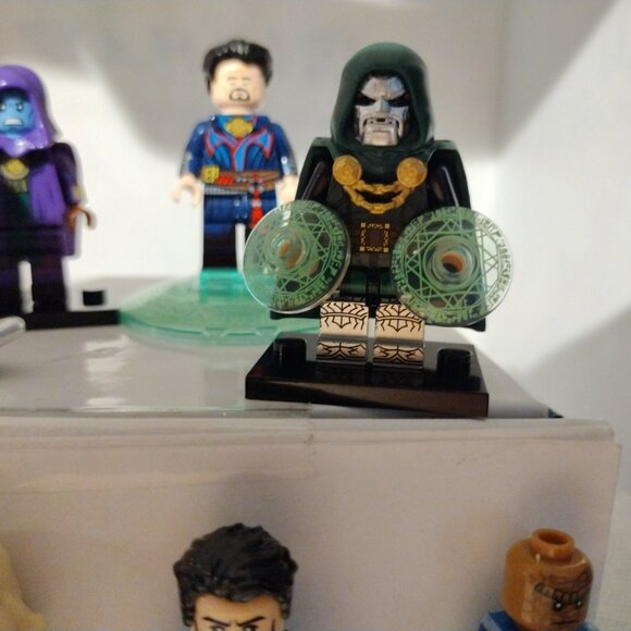 Fantastic Four custom designed Minifigures set - Picture 7 of 10
